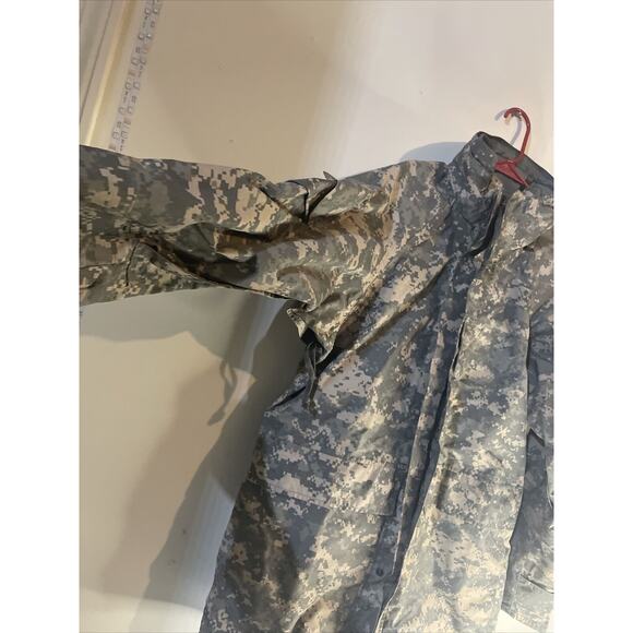 US Military Cold Weather Camouflage Parka Universal Camo Medium Long Gore Tex - Picture 6 of 8